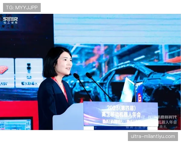 丁霞训练场上像机器人,饭桌上竟然只点……普通人绝对想不到! 丁霞训练场上像机器人,饭桌上竟然只点……普通人绝对想不到!